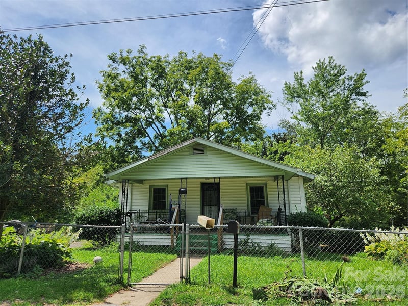 198 Fayetteville St, Asheville, NC 28806