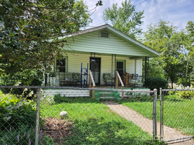 198 Fayetteville St, Asheville, NC 28806