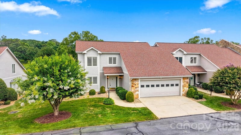 3823 Rock Bridge Dr NE, Conover, NC 28613