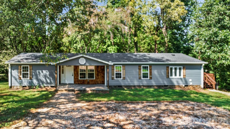 126 Pisgah Church Rd, Statesville, NC 28625