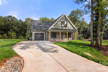 137 Mccorkle St, York, SC 29745