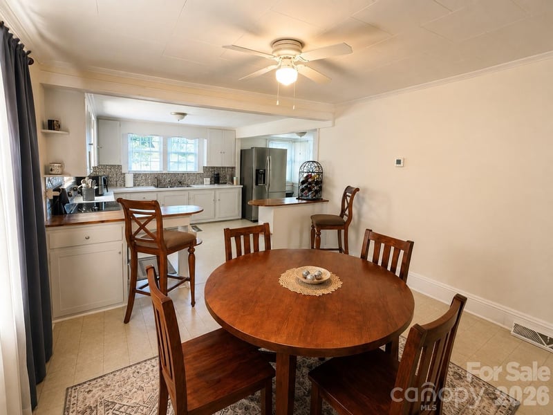 227 W 12th St, Salisbury, NC 28144