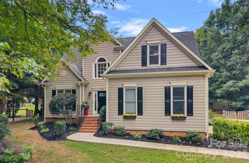 12507 Angel Oak Dr, Huntersville, NC 28078
