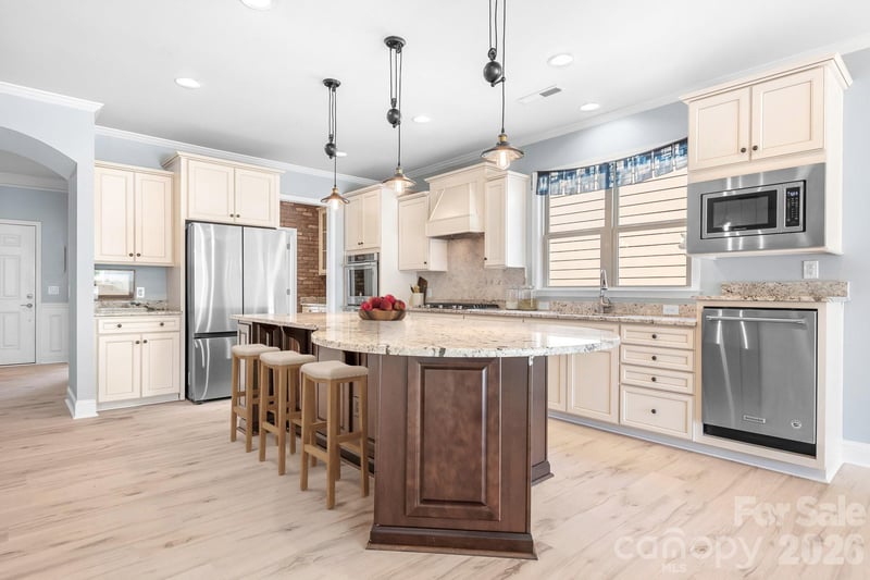 910 Kirby Dr, Fort Mill, SC 29715