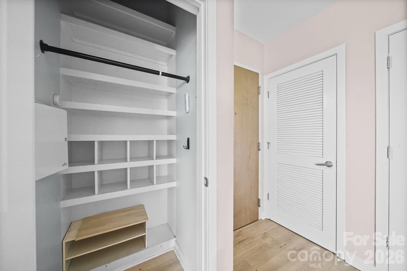 210 N Church St #1414, Charlotte, NC 28202