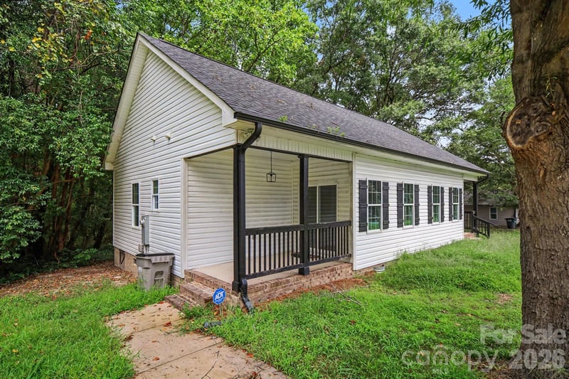 1402 Essex Ave, Gastonia, NC 28052