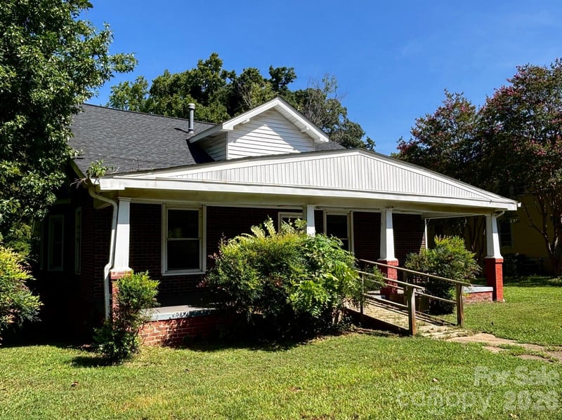1612 N Main St, Salisbury, NC 28144