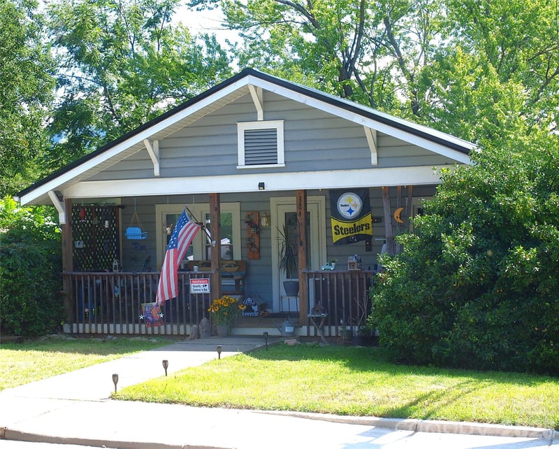 384 Pisgah Dr, Canton, NC 28716