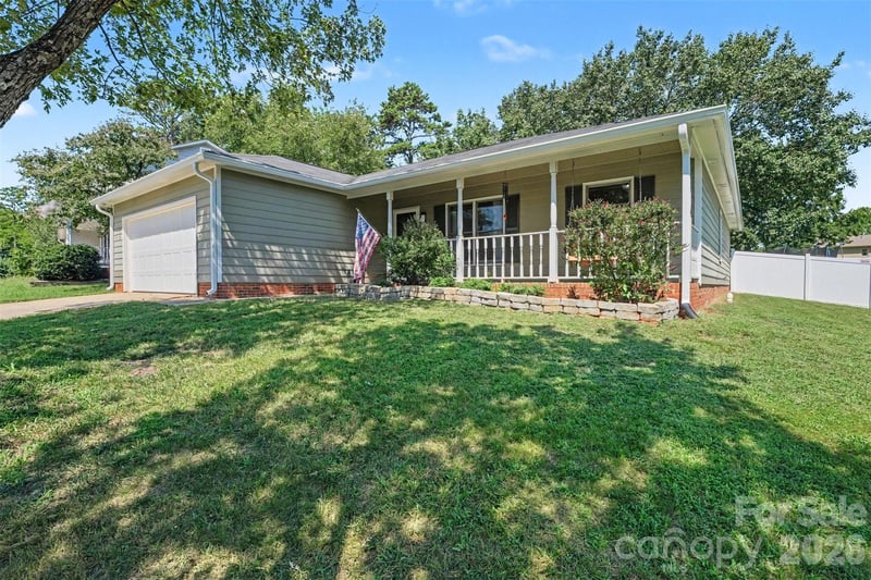 11525 Waterflower Ln, Charlotte, NC 28262
