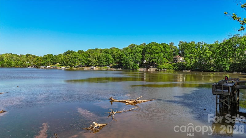 9069 Grennan Rd, Sherrills Ford, NC 28673