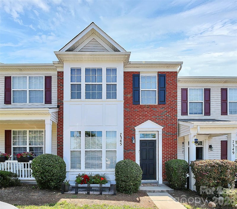 7345 Laurel Valley Rd, Charlotte, NC 28273