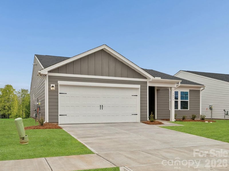 1189 Grebe Rd, Sherrills Ford, NC 28673