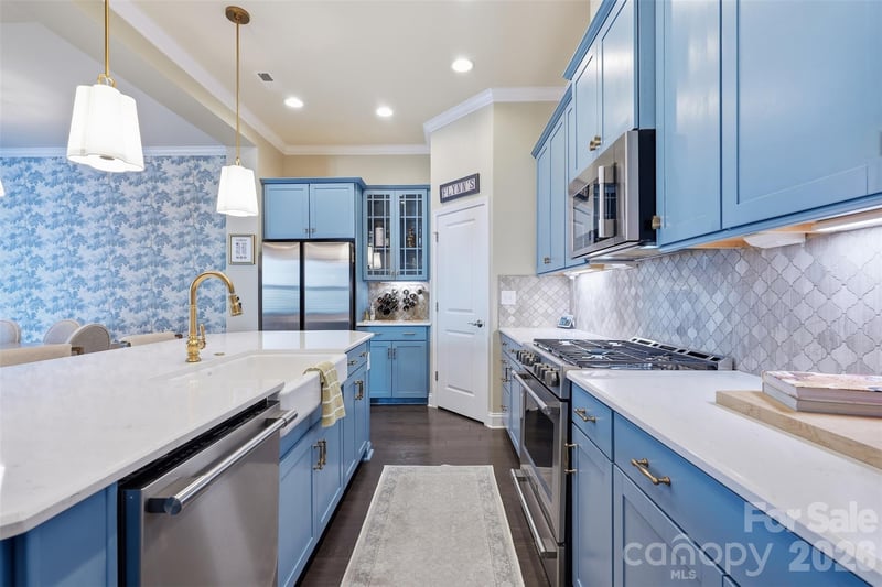 9030 Boling Green Dr, Charlotte, NC 28277