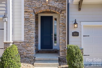 9030 Boling Green Dr, Charlotte, NC 28277