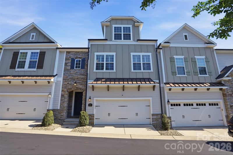 9030 Boling Green Dr, Charlotte, NC 28277