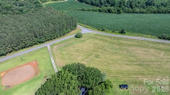 594 Rash Rd, Olin, NC 28660