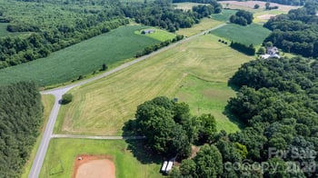 594 Rash Rd, Olin, NC 28660