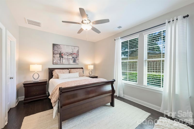 1125 Towns Hill Way, Charlotte, NC 28209
