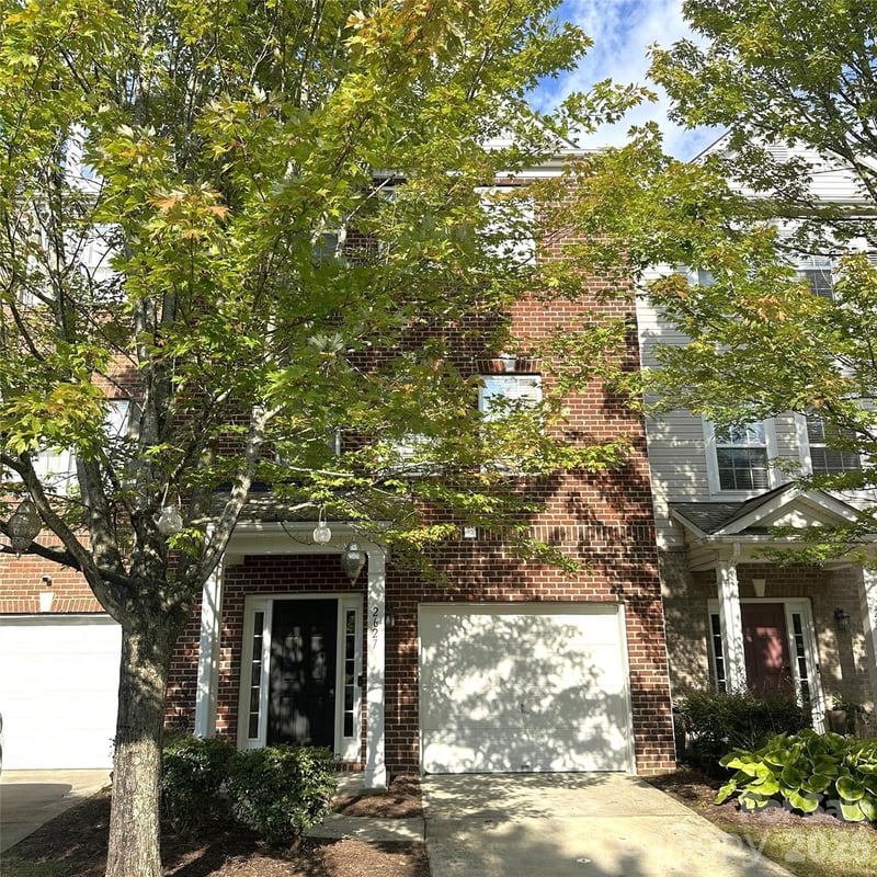 2627 Early Flight Dr, Charlotte, NC 28262