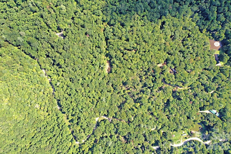 999 Fowler Ln, Fletcher, NC 28732