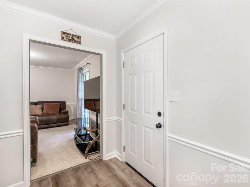 14200 Hackamore Dr, Matthews, NC 28105