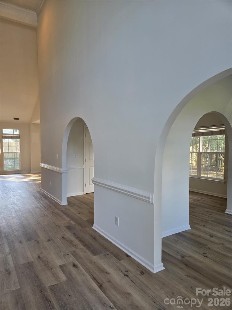 8800 Cavonnier Ln, Charlotte, NC 28216
