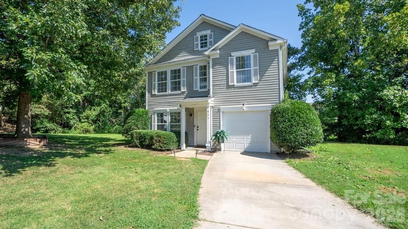 935 Torsion Ln, Clover, SC 29710