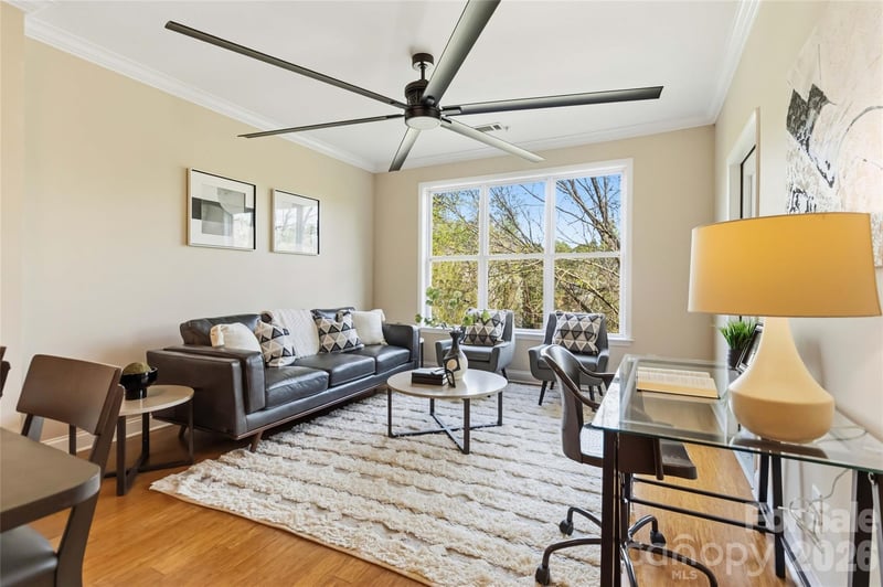 1000 E Woodlawn Rd #314, Charlotte, NC 28209