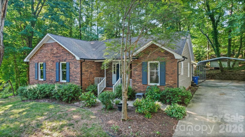 821 Deer Path Pl, Mooresville, NC 28115
