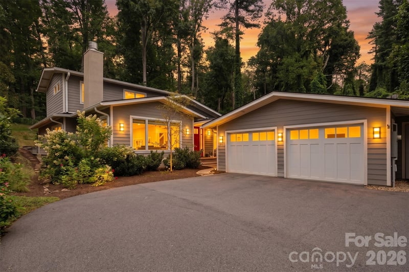 497 Kimberly Ave, Asheville, NC 28804