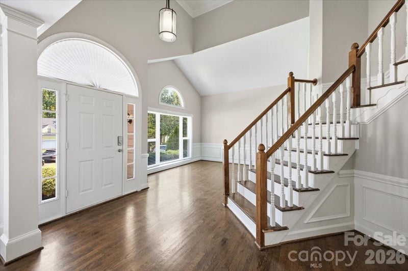 9011 Coleshire Ct, Charlotte, NC 28269