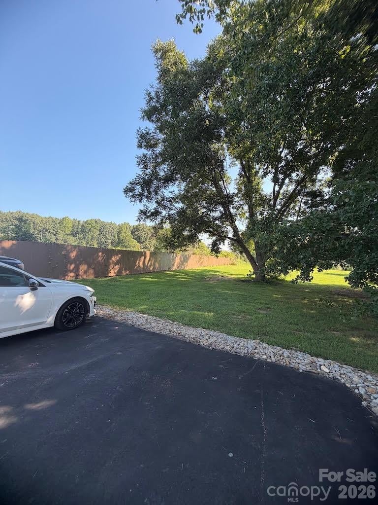 6060 Lineberger Rd, Sherrills Ford, NC 28673