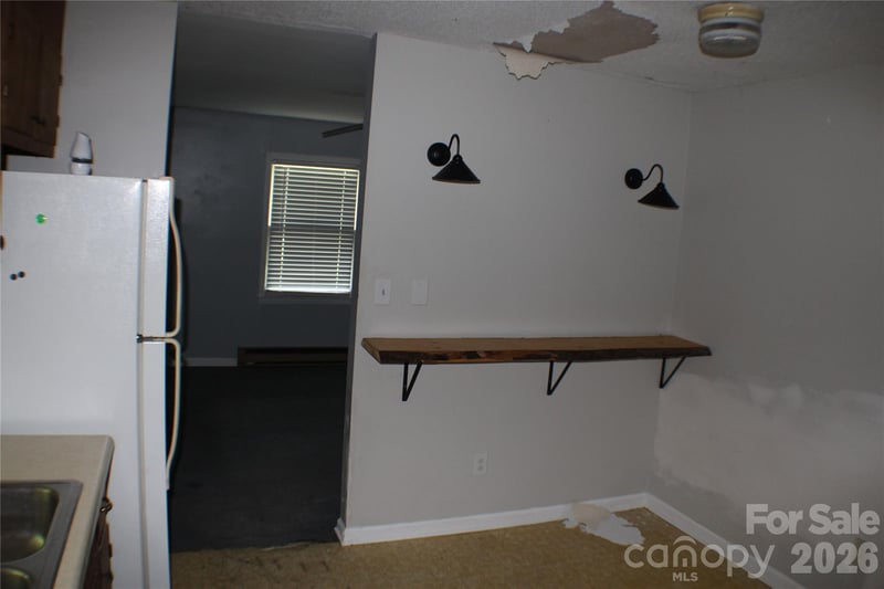 6791 Glover Ln, Stanley, NC 28164