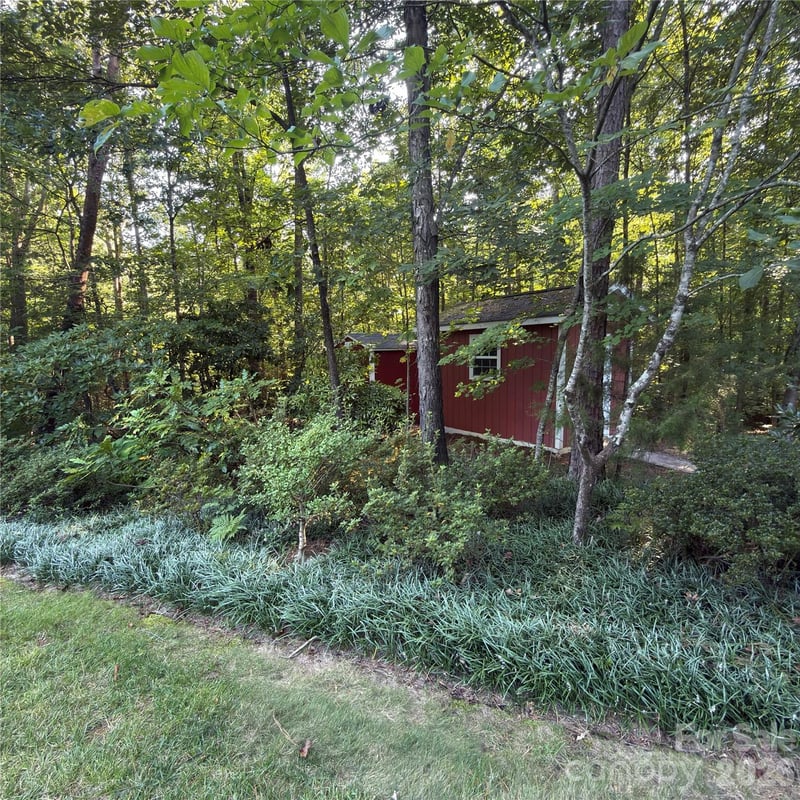 8805 Crosstimbers Dr, Charlotte, NC 28215