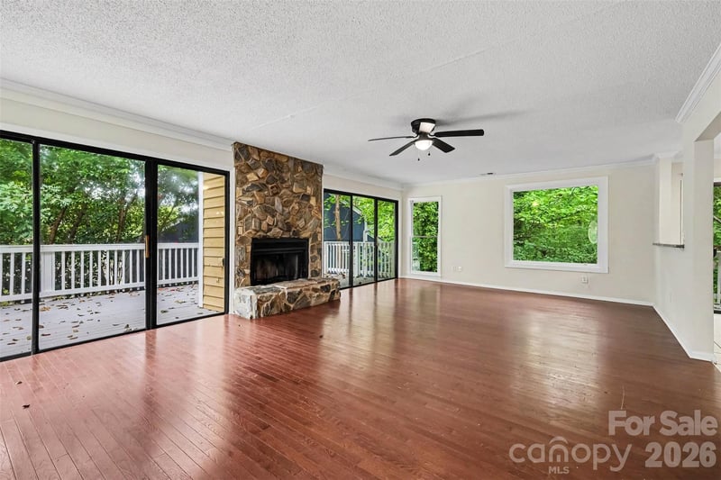 4066 Triton Dr, Tega Cay, SC 29708