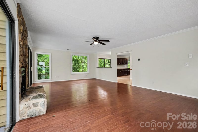 4066 Triton Dr, Tega Cay, SC 29708