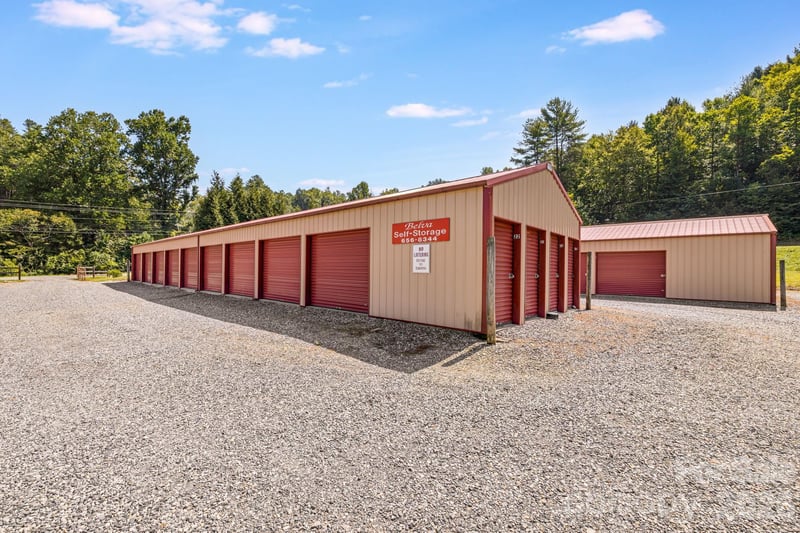 58 Guntertown Rd, Marshall, NC 28753