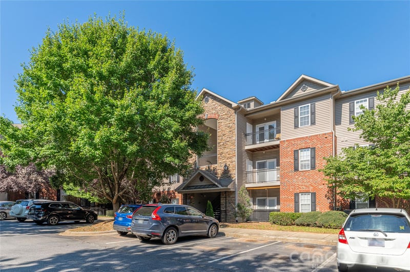 331 Appeldoorn Cir, Asheville, NC 28803