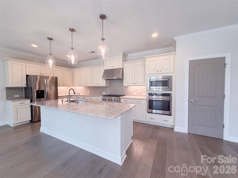 5989 Pier Dr, Denver, NC 28037