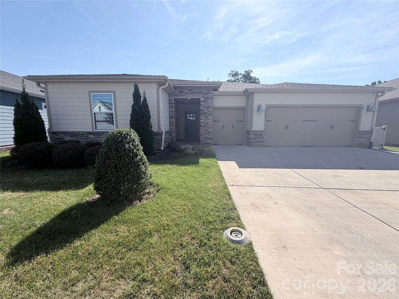 5989 Pier Dr, Denver, NC 28037