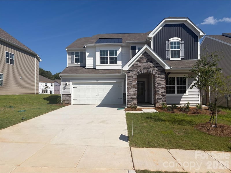 2117 Morning Gold Dr, Maiden, NC 28650
