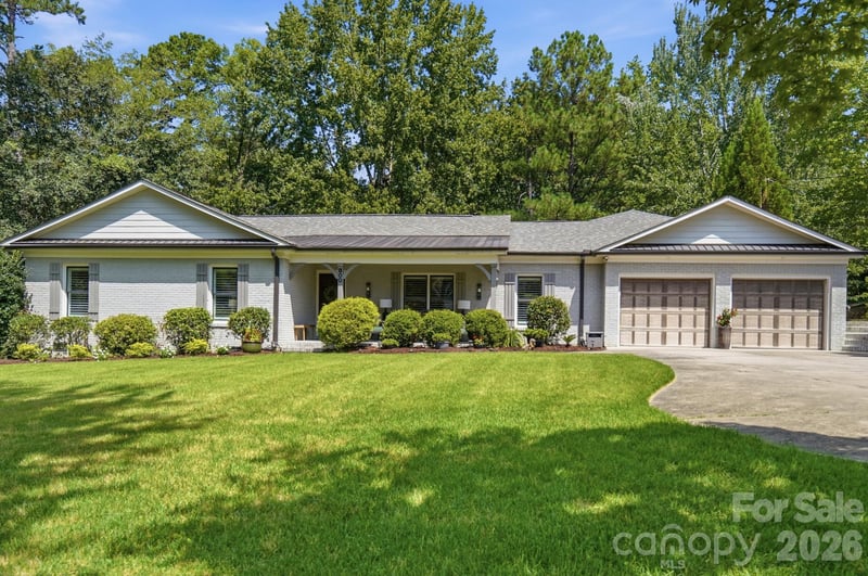 800 Jefferson Dr, Charlotte, NC 28270