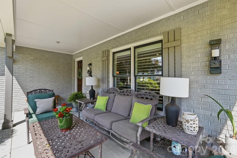 800 Jefferson Dr, Charlotte, NC 28270