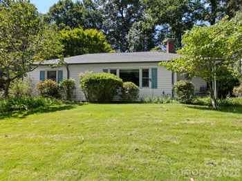 28 Arthur Rd, Asheville, NC 28806