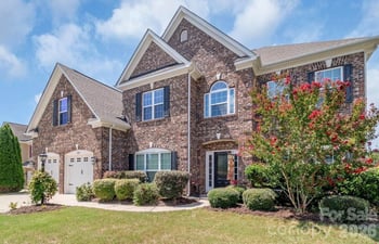 2083 Topaz Pz, Davidson, NC 28036