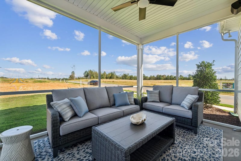 1180 Grebe Rd, Sherrills Ford, NC 28673