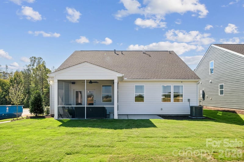 1180 Grebe Rd, Sherrills Ford, NC 28673