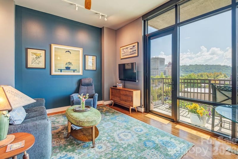60 N Market St #702, Asheville, NC 28801