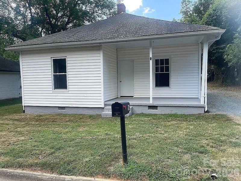 72 Spencer Ave, Mooresville, NC 28115