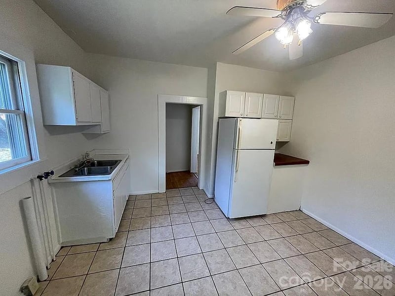 72 Spencer Ave, Mooresville, NC 28115